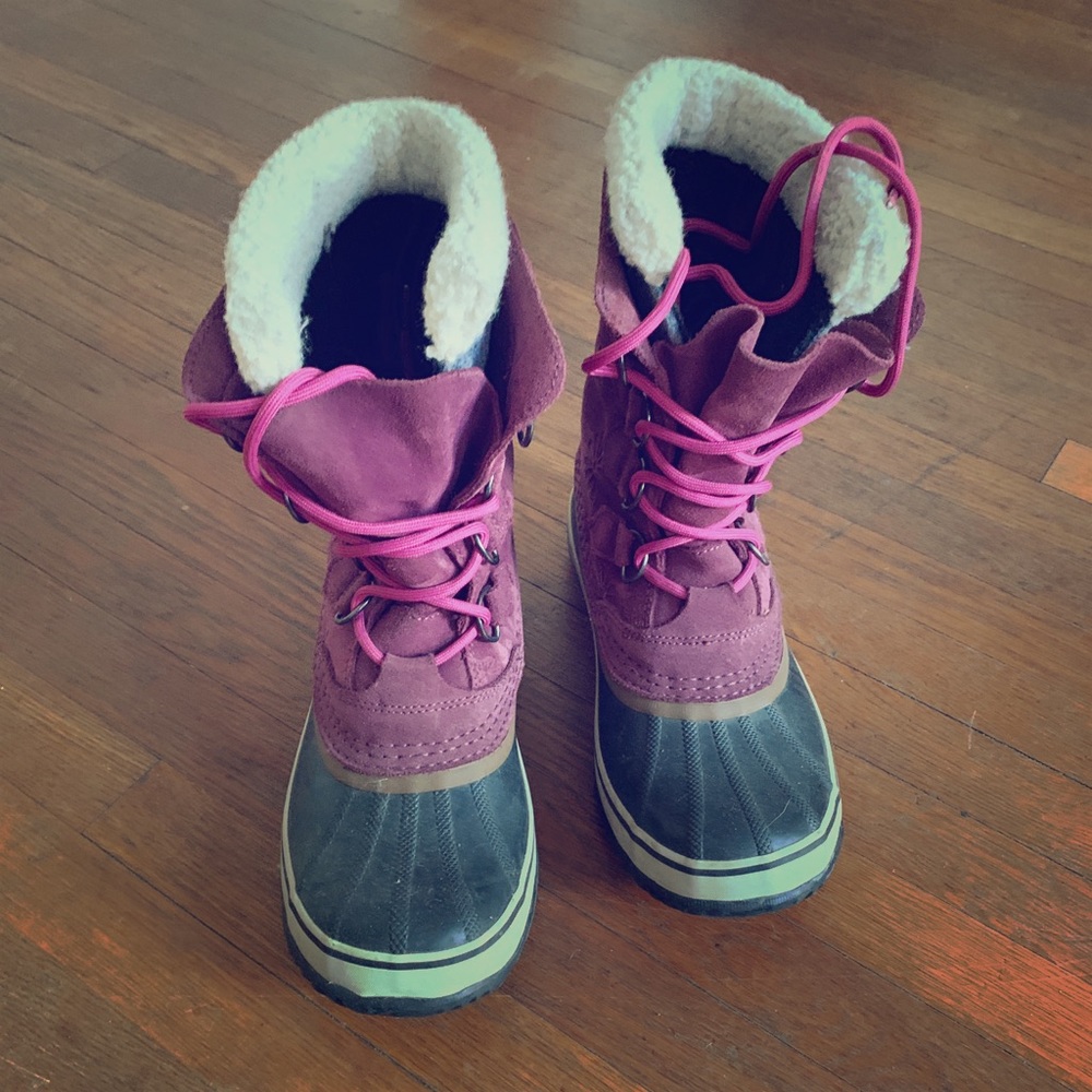 Size 9 Sorel Winter Boots - Perfect Condition!
